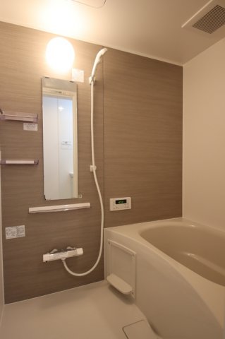 バス・シャワールーム　お風呂です
