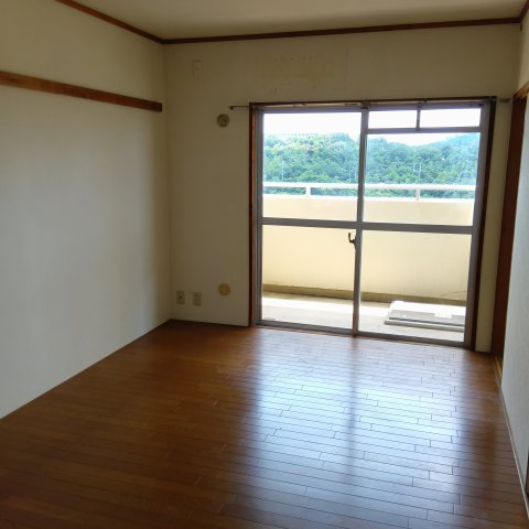 居室・リビング　ゆったりとした居間です