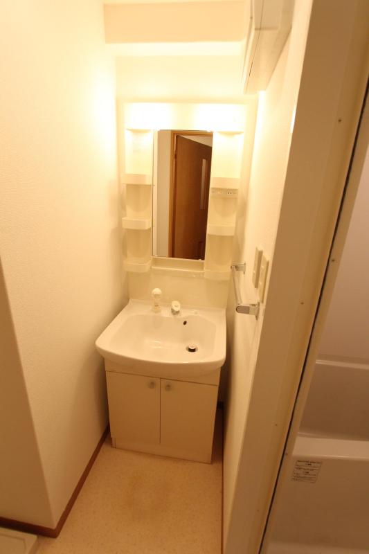 洗面設備　同タイプ・参考写真