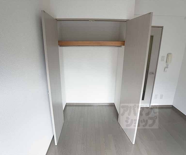 収納　クローゼット