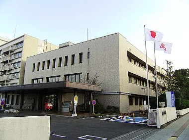 病院　厚木市立病院（病院）まで441m