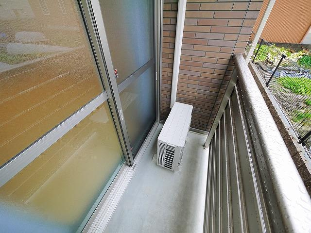 バルコニー　陽当たり良好なバルコニーです