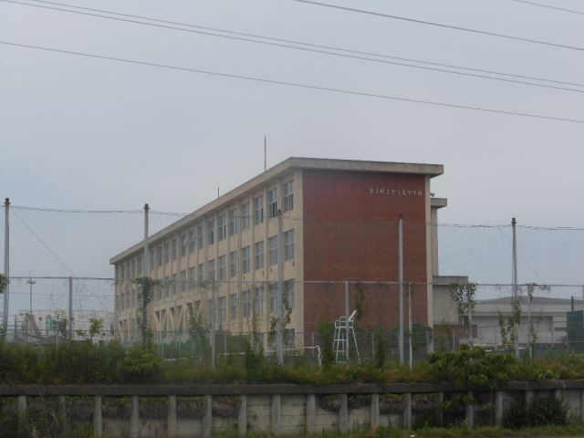 中学校　蟹江町立蟹江北中学校（中学校）まで1522m