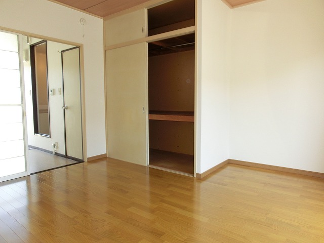 収納　押し入れタイプの広々