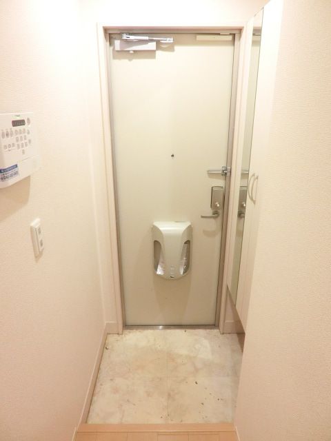 玄関　シューズボックス付きの玄関