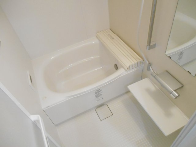 バス・シャワールーム　別部屋参考写真