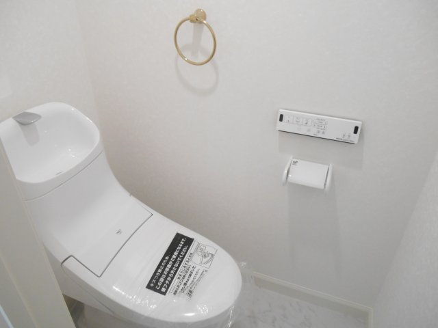 トイレ　別部屋参考写真