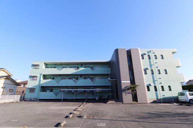建物外観　外観は落ち着いています