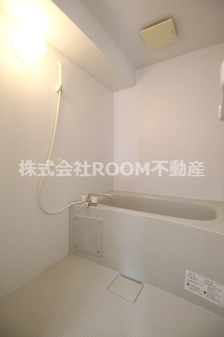 バス・シャワールーム　日々の疲れを癒すお風呂付です