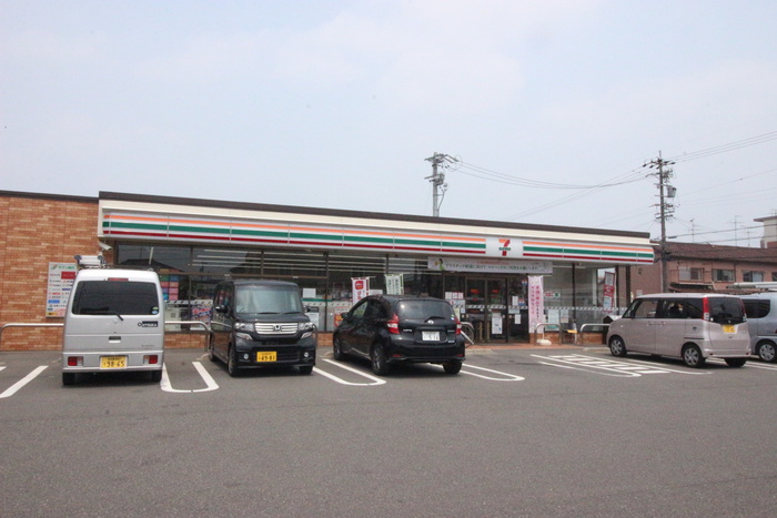 コンビニ　セブンイレブンあま甚目寺店（コンビニ）まで170m