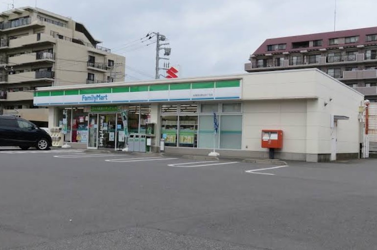 コンビニ　ファミリーマート 船橋習志野台四丁目店（コンビニ）まで1513m