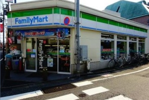 コンビニ　ファミリーマート 西永福駅前店（コンビニ）まで413m
