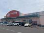 ドラックストア　クスリのアオキ上越昭和町店（ドラッグストア）まで370m
