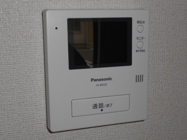 セキュリティ　カラーＴＶモニター付インターホン完備