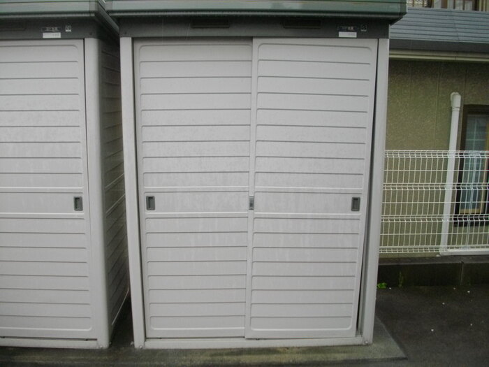 その他設備　専用物置あり。