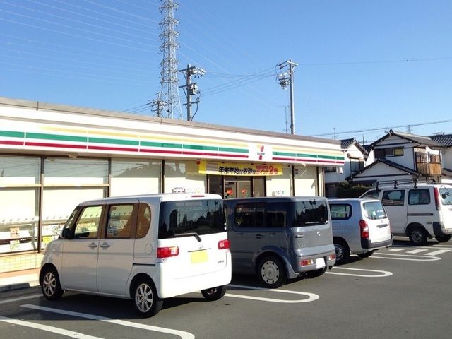コンビニ　セブンイレブン浜松北島店（コンビニ）まで600m