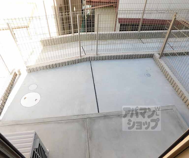 バルコニー　洗濯物よく乾きますよ。