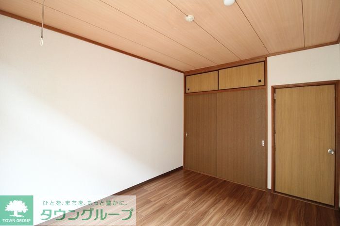シティハイム ベルメゾン Cの居間写真