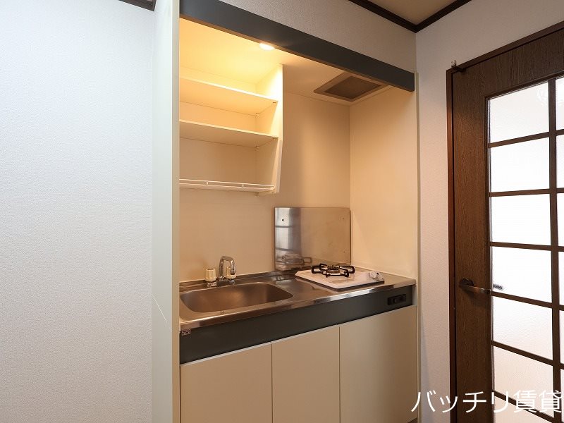 地下鉄桜通線 太閤通駅 徒歩3分 4階建 築31年のキッチン写真