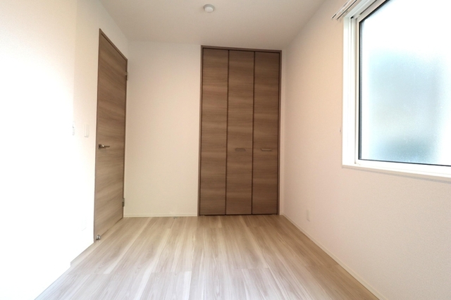 その他部屋・スペース　洋室５．１帖？