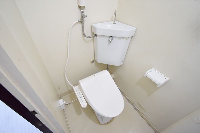 トイレ　ウォシュレット完備