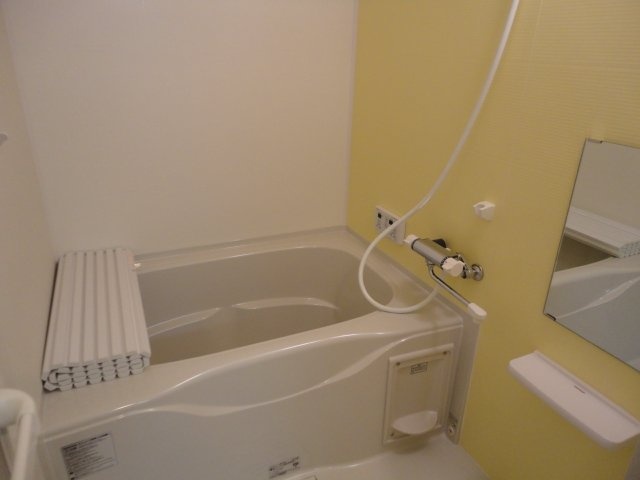 バス・シャワールーム　きれいなお風呂です