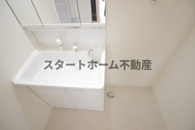 洗面設備　脱衣スペースもあります