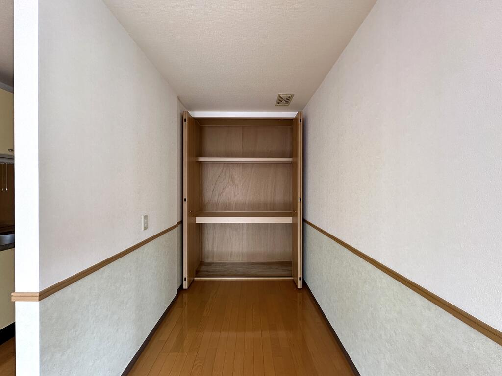 収納　洋室収納☆