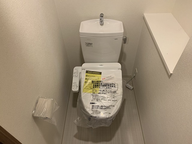 ＪＲ大阪環状線 寺田町駅 徒歩3分 12階建 築6年のトイレ写真