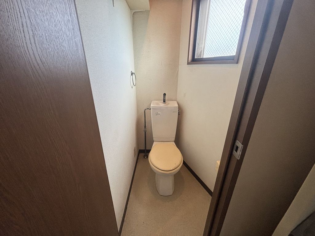 トイレ　トイレ