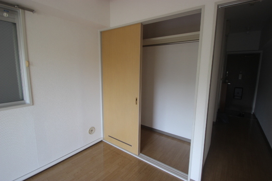 収納　※他号室の写真になります