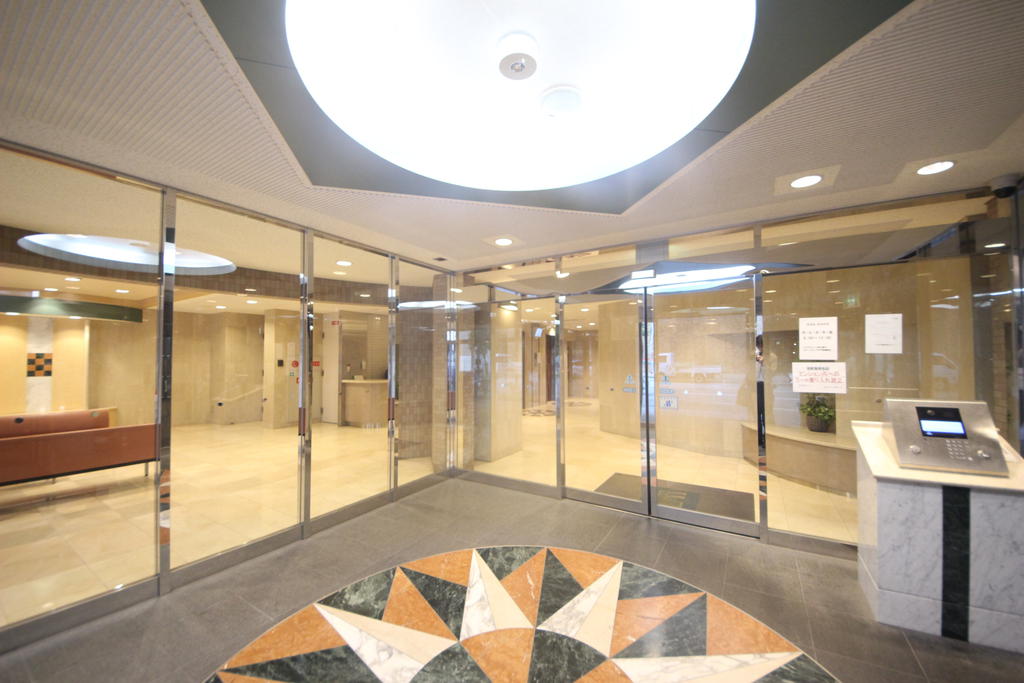 地下鉄御堂筋線 新大阪駅 徒歩4分 12階建 築25年の外観写真