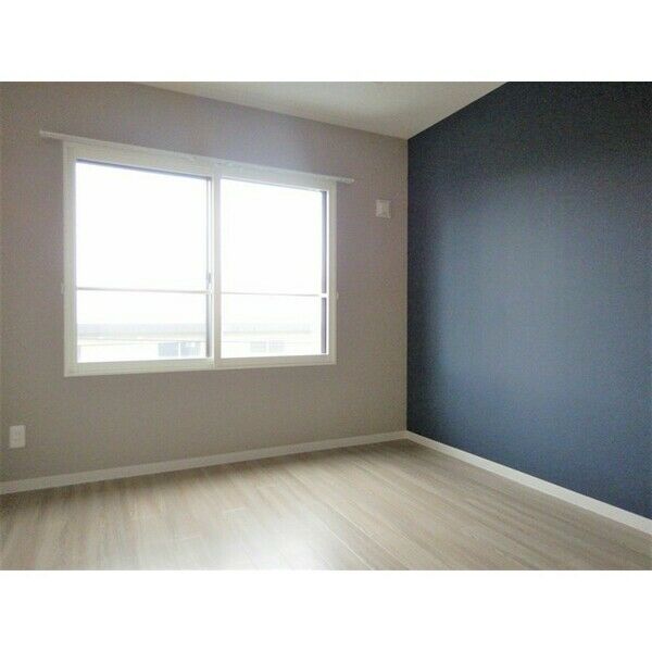 その他部屋・スペース　大きな窓があり明るく気持ちが良いです♪