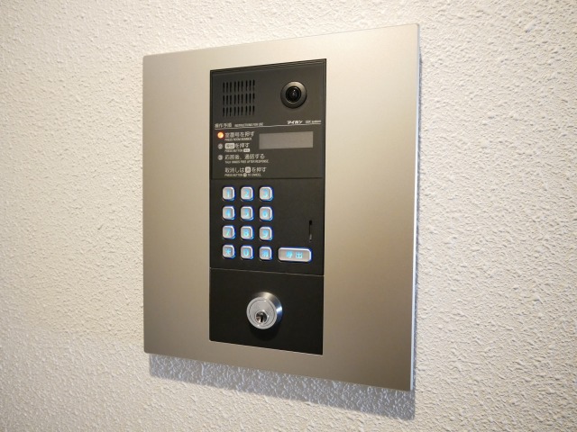 セキュリティ　セキュリティ対策にモニターホン＆オートロック♪