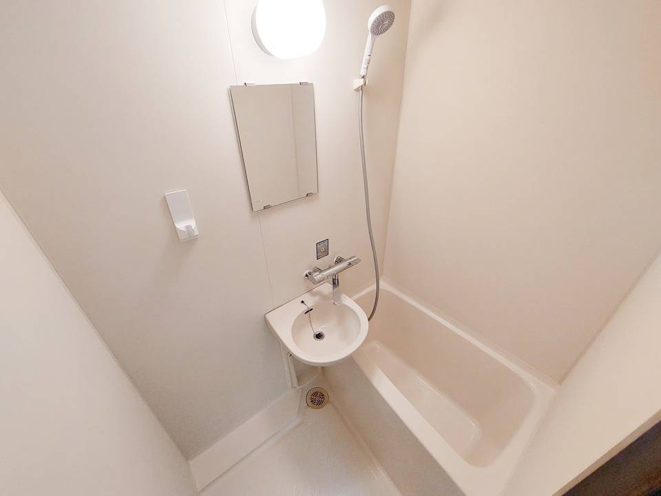 バス・シャワールーム　浴室