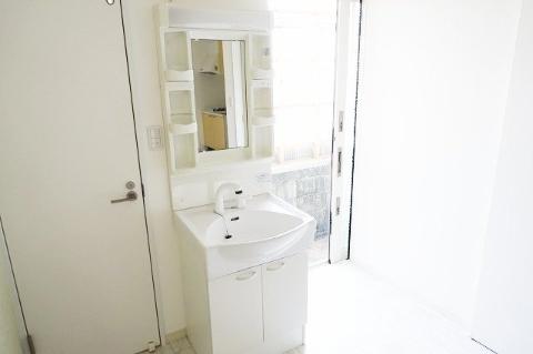 洗面設備　洗髪洗面化粧台