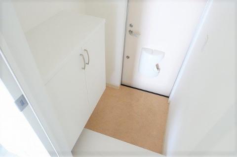 玄関　靴箱あり