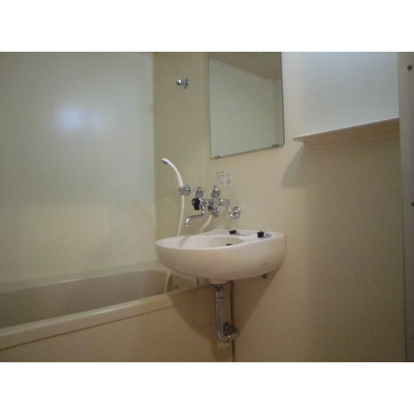 バス・シャワールーム　※別号室参考画像