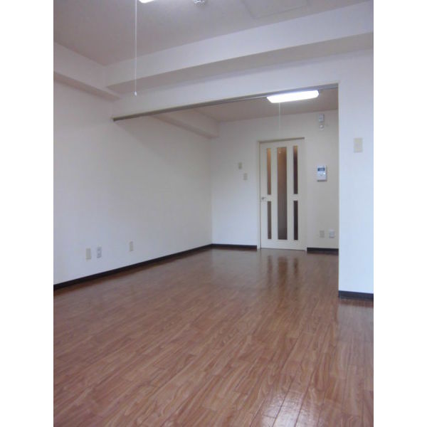 居室・リビング　※別号室参考画像