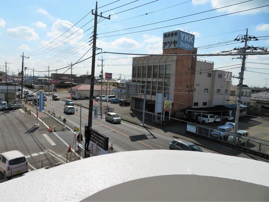 バルコニー　南面バルコニーで日当たり良好です。