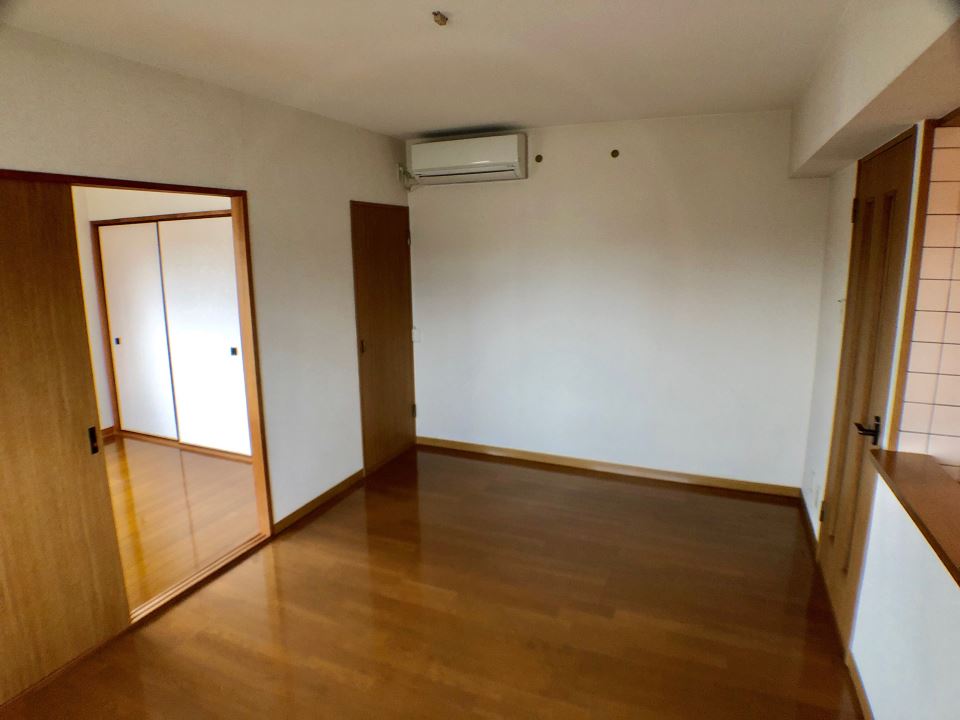 居室・リビング　１１畳のＬＤＫです