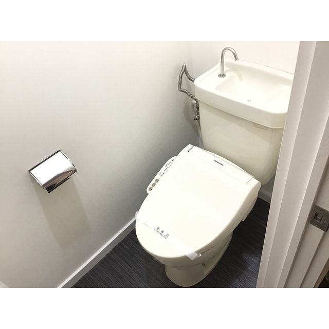 【コーポカトウのトイレ】