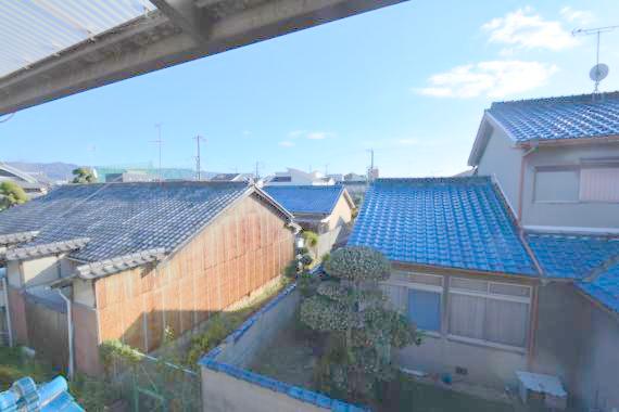 眺望　この見晴らしが明るいお部屋を作ってますよ。