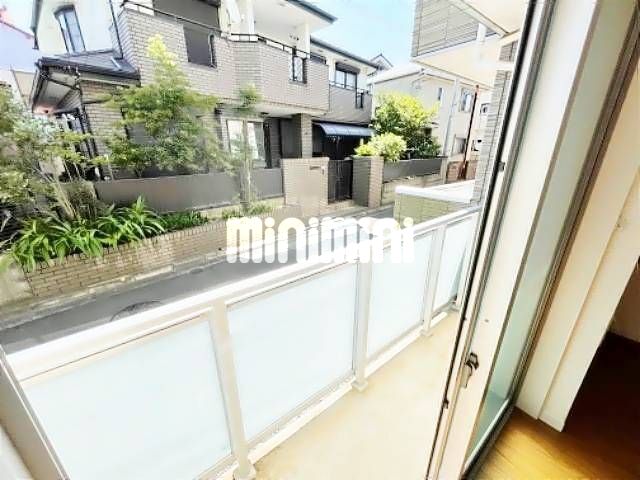 バルコニー　ベランダ。
