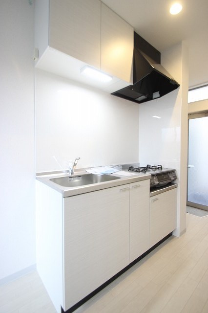 キッチン　同物件別室