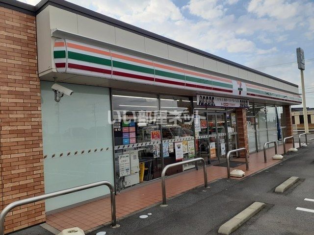コンビニ　セブンイレブン　入善椚山店（コンビニ）まで558m