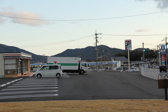 【広島市安芸区矢野町のアパートのコンビニ】