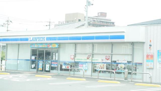 【北九州市八幡西区岡田町のマンションのコンビニ】