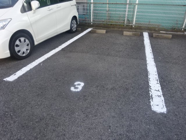 【クリスタル明舞の駐車場】