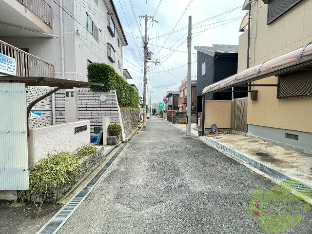 【吹田市山手町のマンションのロビー】